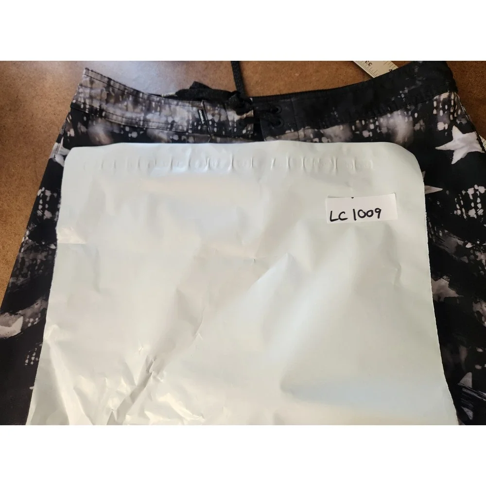 ONeill Hyperfreak‎ Mens Board Shorts Surfer Black White Star Print Size 30 Beach